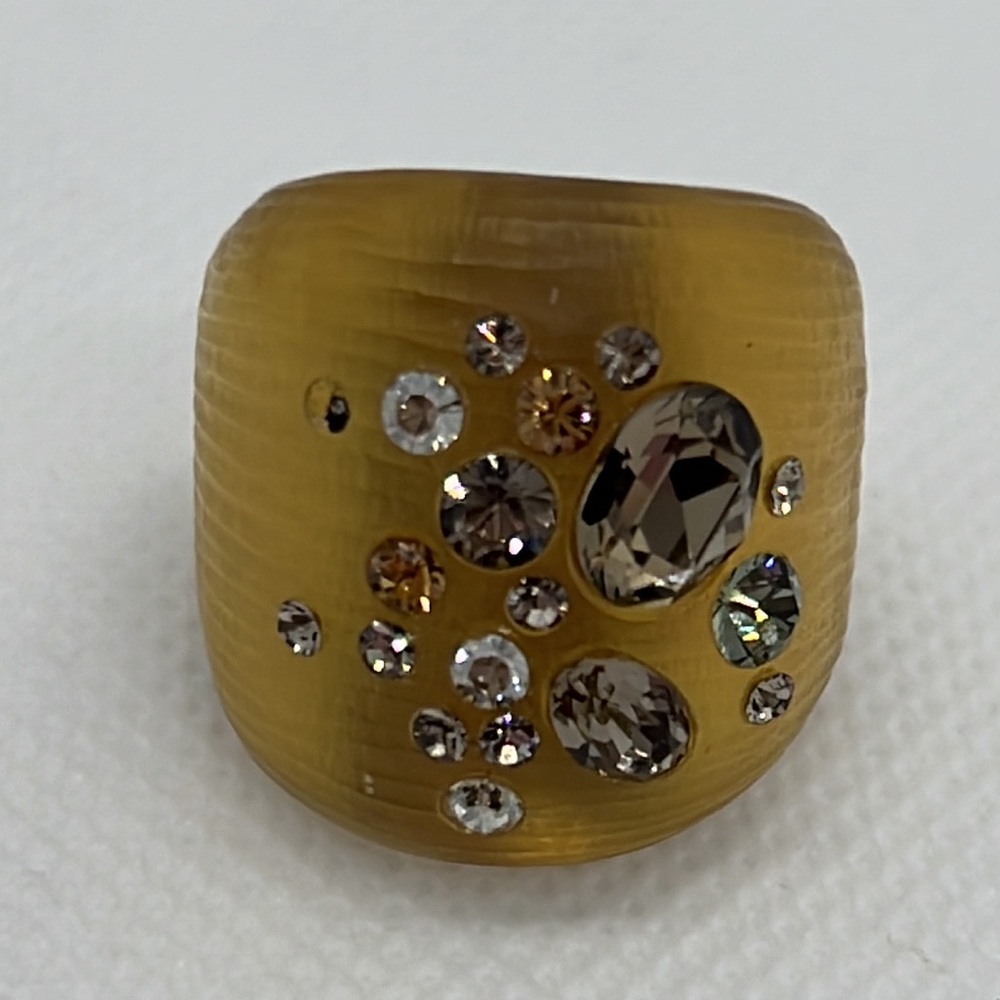 ALEXIS BITTAR dome lucite confetti swarovski crystal ring